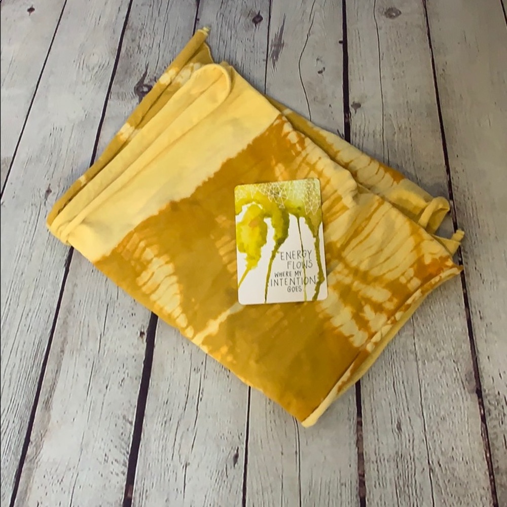 ☀️ Gorgeous sunny yellow Tie Dye Scarf